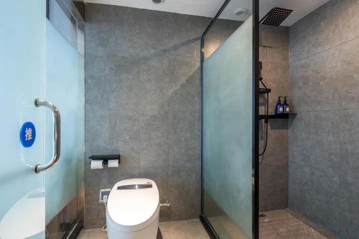 Лишуй: Xinhuating Business Hotel