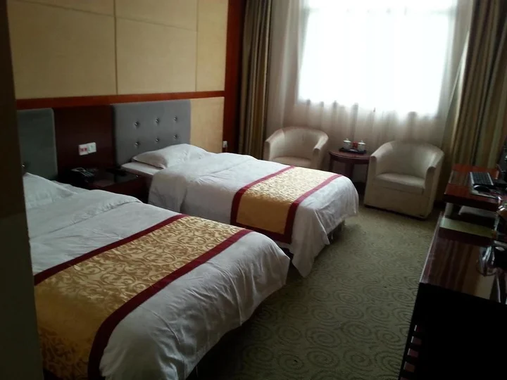 Луань: Lu'an Shanghong Hotel