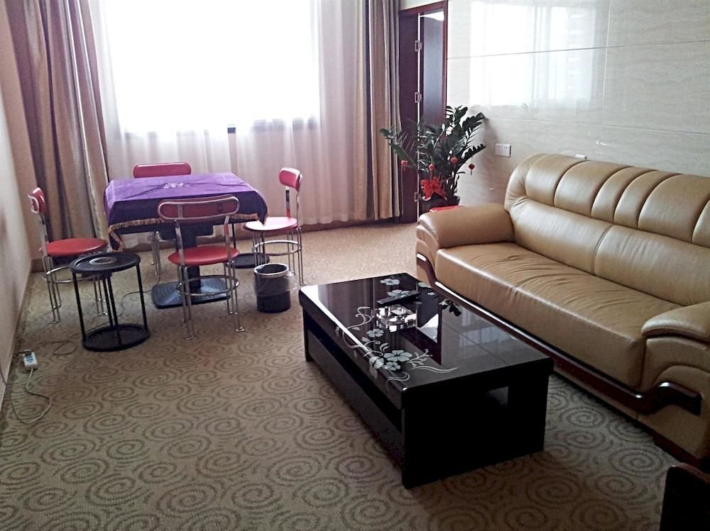 Луань: Lu'an Shanghong Hotel