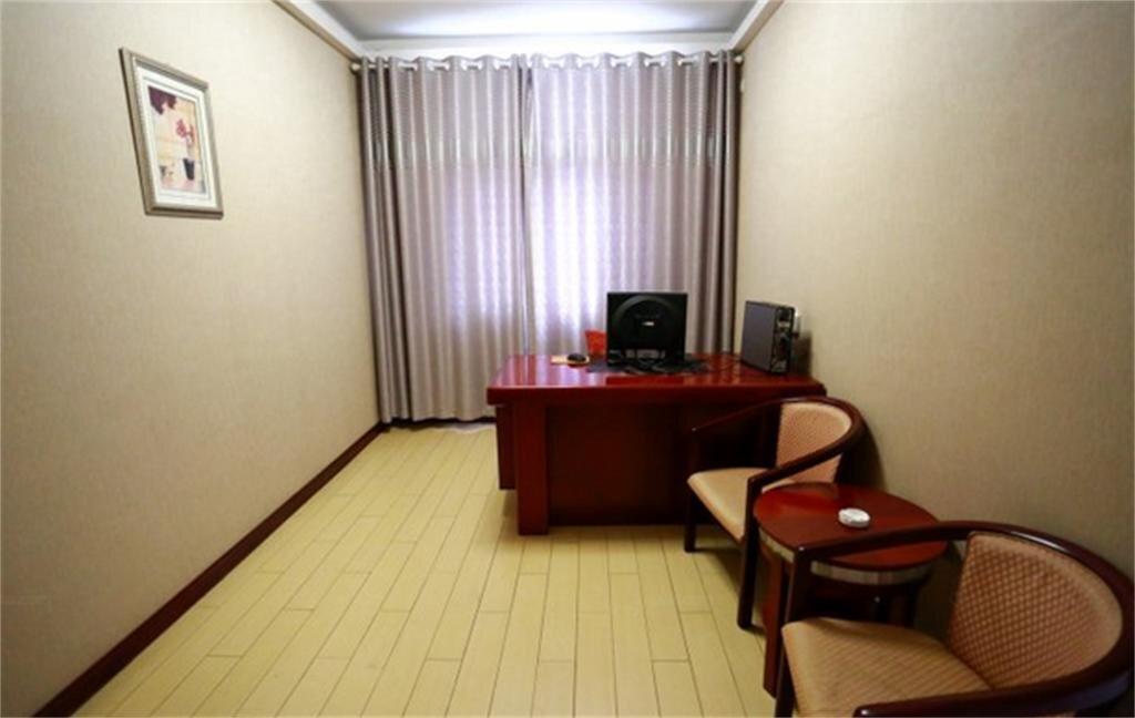 Бенгбу: Pai Hotel Bengbu Train Station