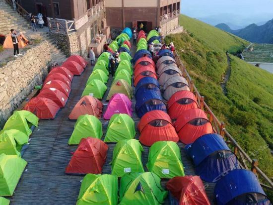 Цзиань: Wugong Mountain Baihefeng Tent House
