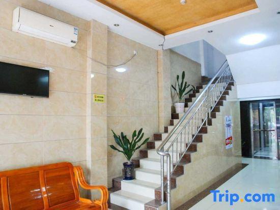 Цзиньюань: Yingde Jinde Business Hotel