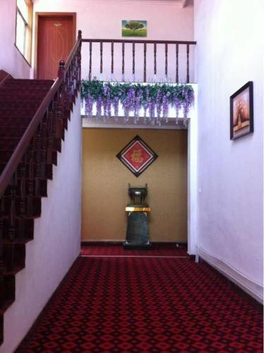 Бинжоу: Shandong Binzhou Zouping Chunqiu Business Hotel
