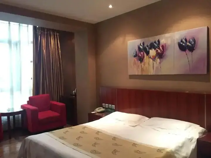 Харбин: Harbin Super 8 Hotel Long Ta