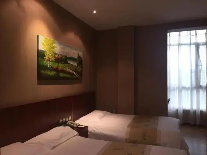Харбин: Harbin Super 8 Hotel Long Ta