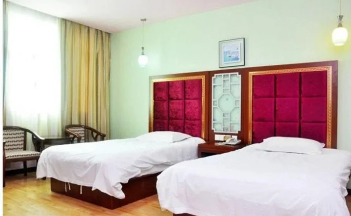 Линьи: Ruyue Express Hotel