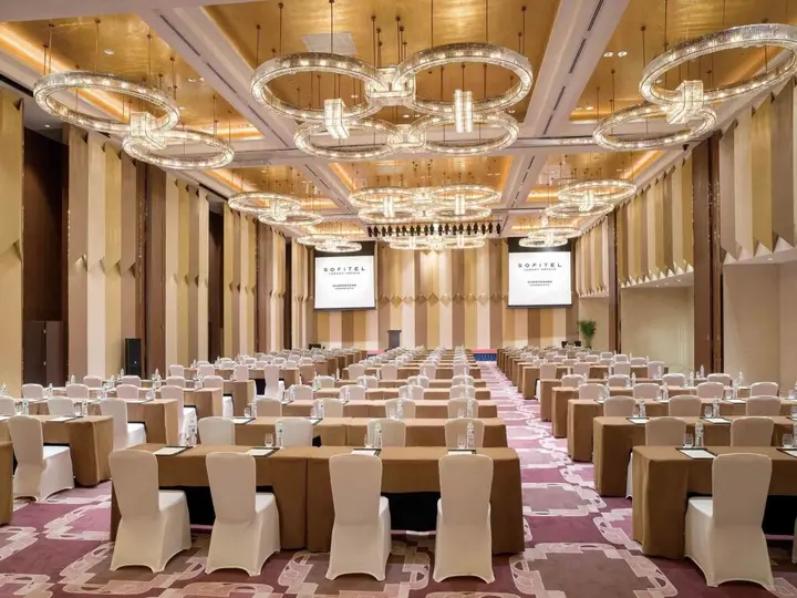 Ляньюньган: Sofitel Lianyungang Suning