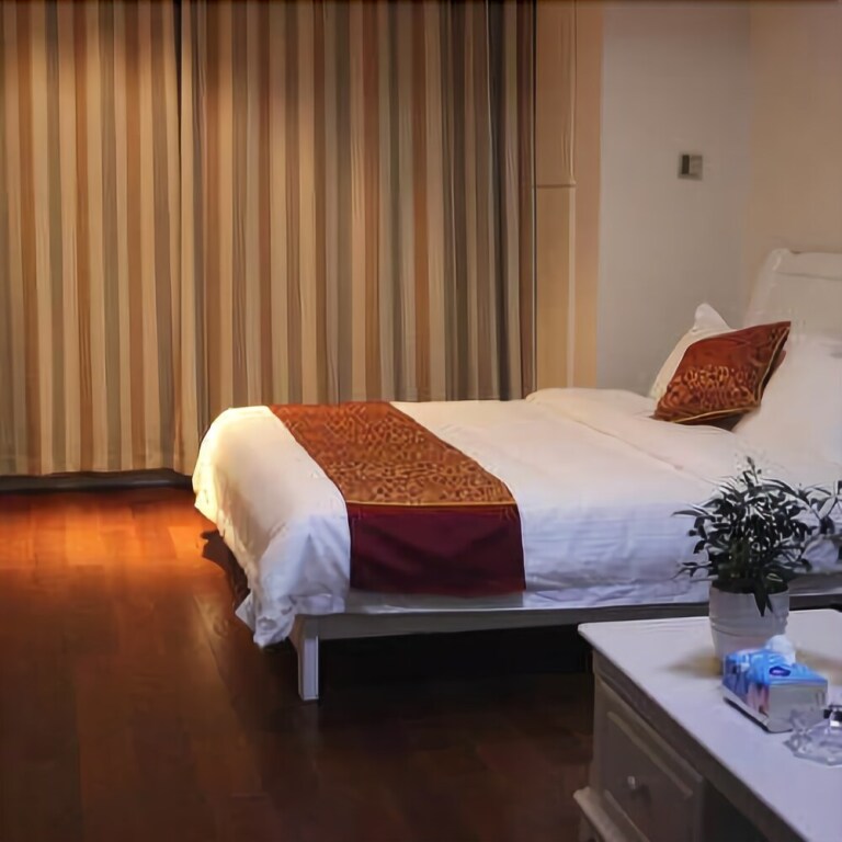 Чанша: Weiting Apartment Hotel Wuyi Square