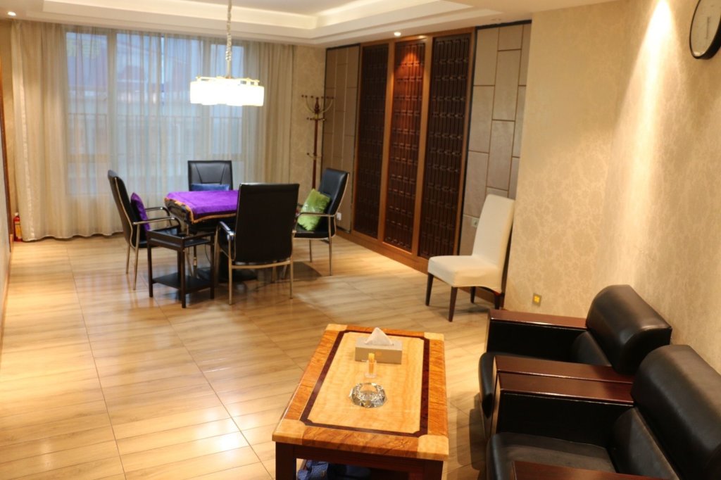 Чжуншань: Sky Line Hotel