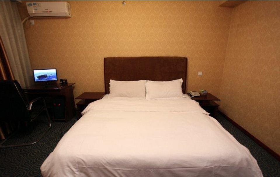 Дэян: Ruixiangda Business Hotel