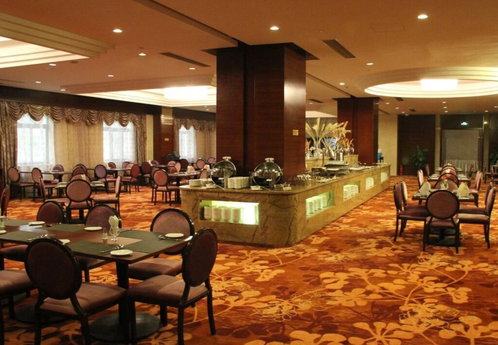 Zhongfei Grand Sky Light Hotel — фото 4