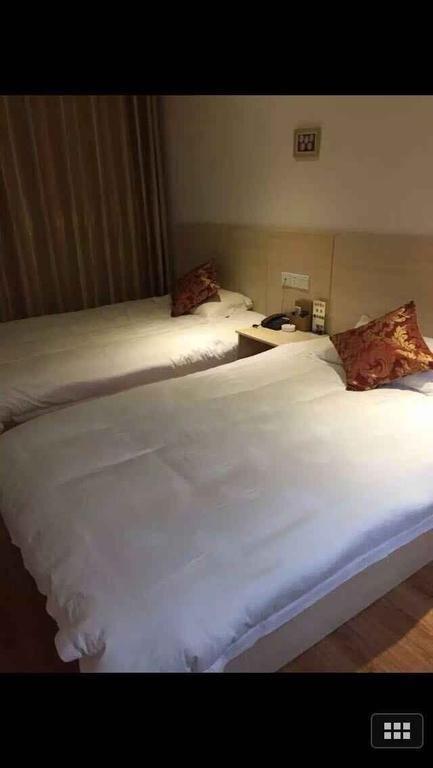 Сучжоу: Suzhou Fuyaxuan Express Hotel