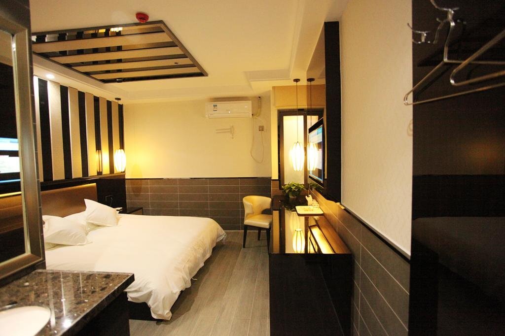 Чанчжоу: Qingmu Hotel Changzhou Shidaijin Street