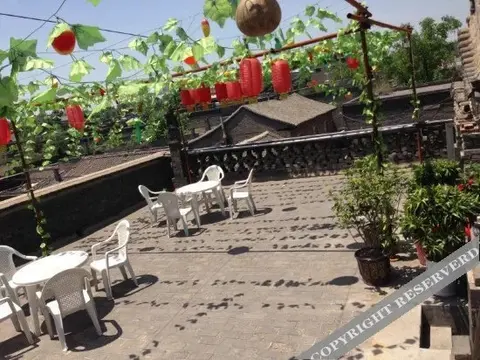 Цзиньчжун: Ruyi Xuan Inn