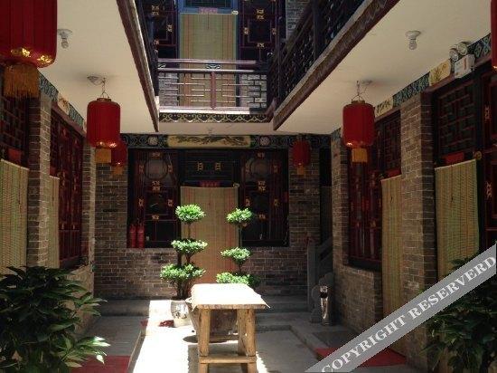 Цзиньчжун: Ruyi Xuan Inn