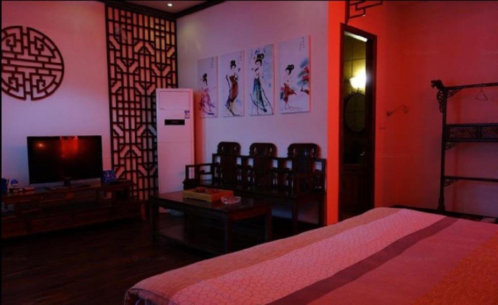Шанхай: Qininn Zhouzhuang Hongtingbieyuan Branch