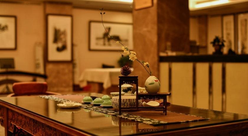 Лешан: Emeishan Yue Garden Hotel