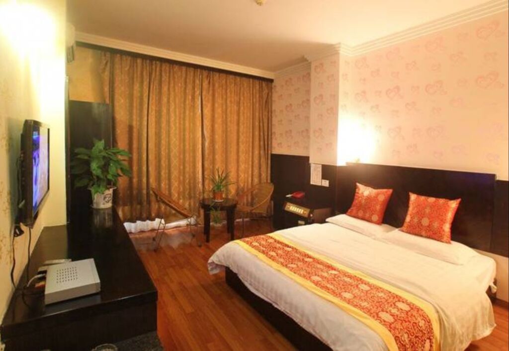 Yangshuo Moonlight Holiday Inn — фото 2