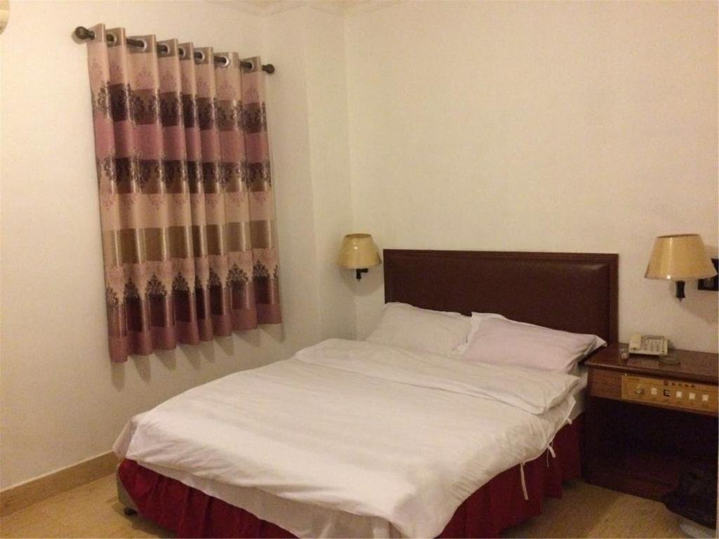 Чжуншань: Xingchen Hotel