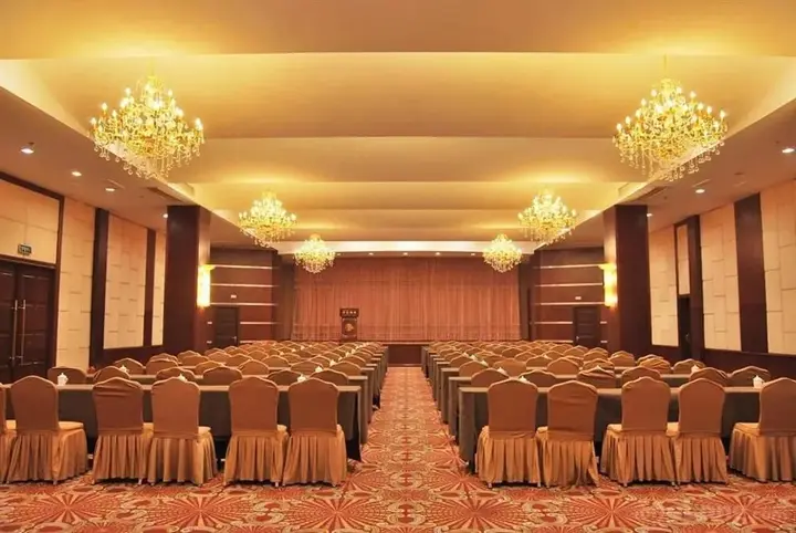 Нинбо: Century Shengye Hotel