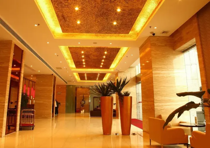 Чжуншань: Plainvim Fashion Business Hotel