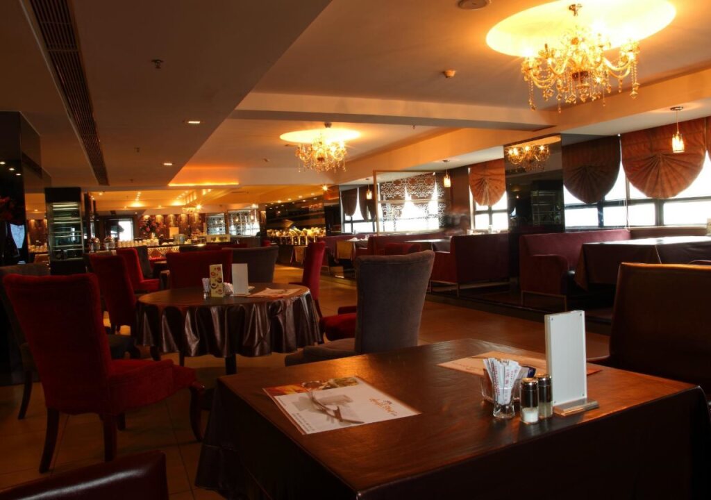Чжуншань: Plainvim Fashion Business Hotel