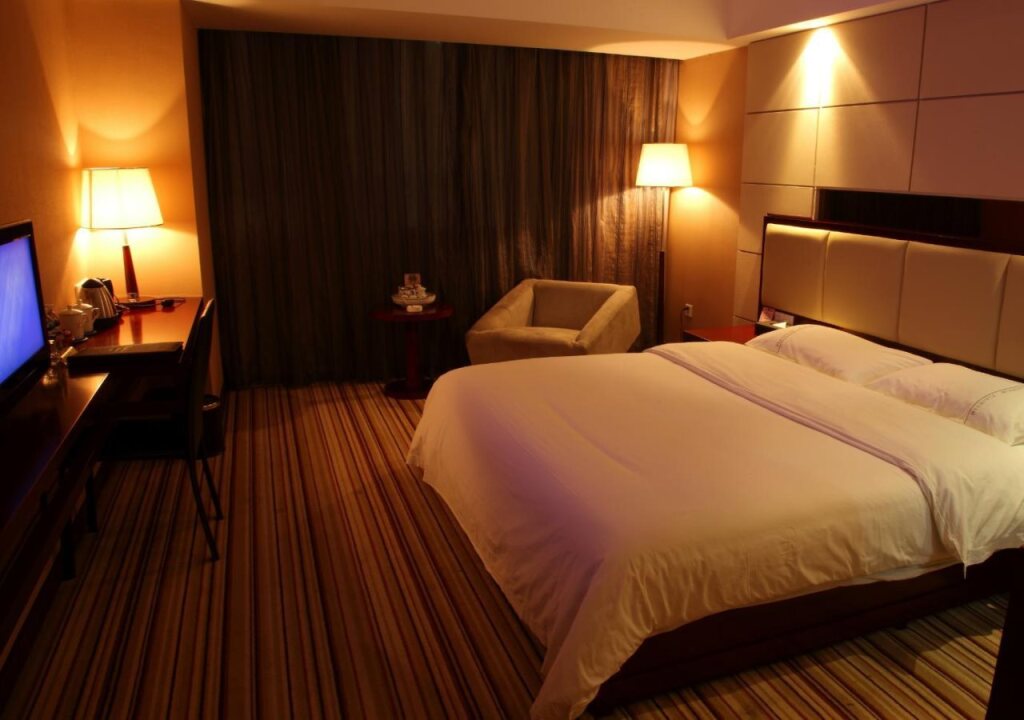 Чжуншань: Plainvim Fashion Business Hotel
