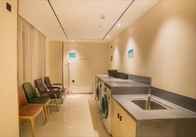 City Comfort Inn Liuzhou Wuxing Walking Street Zhonghuan Tower — фото 5