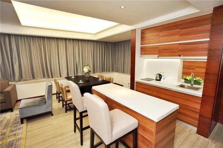 Чжаньцзян: Mingyue Hotel