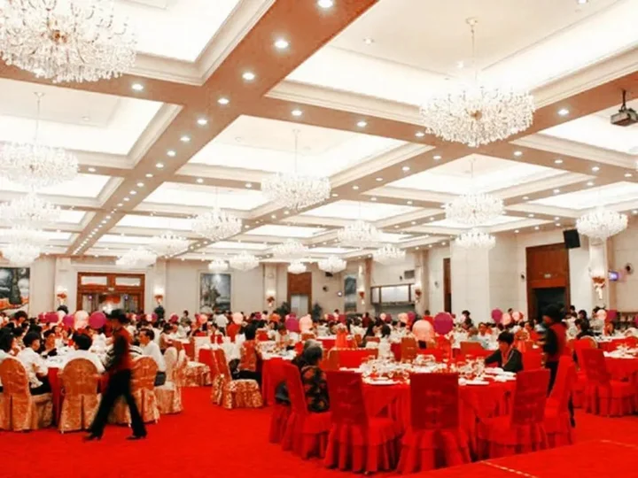 Чжуншань: Zhongshan Jinsha Business Hotel