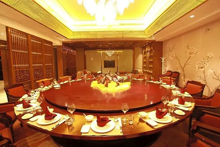 Интань: Howard Johnson by Wyndham Tianyu Plaza Yingtan