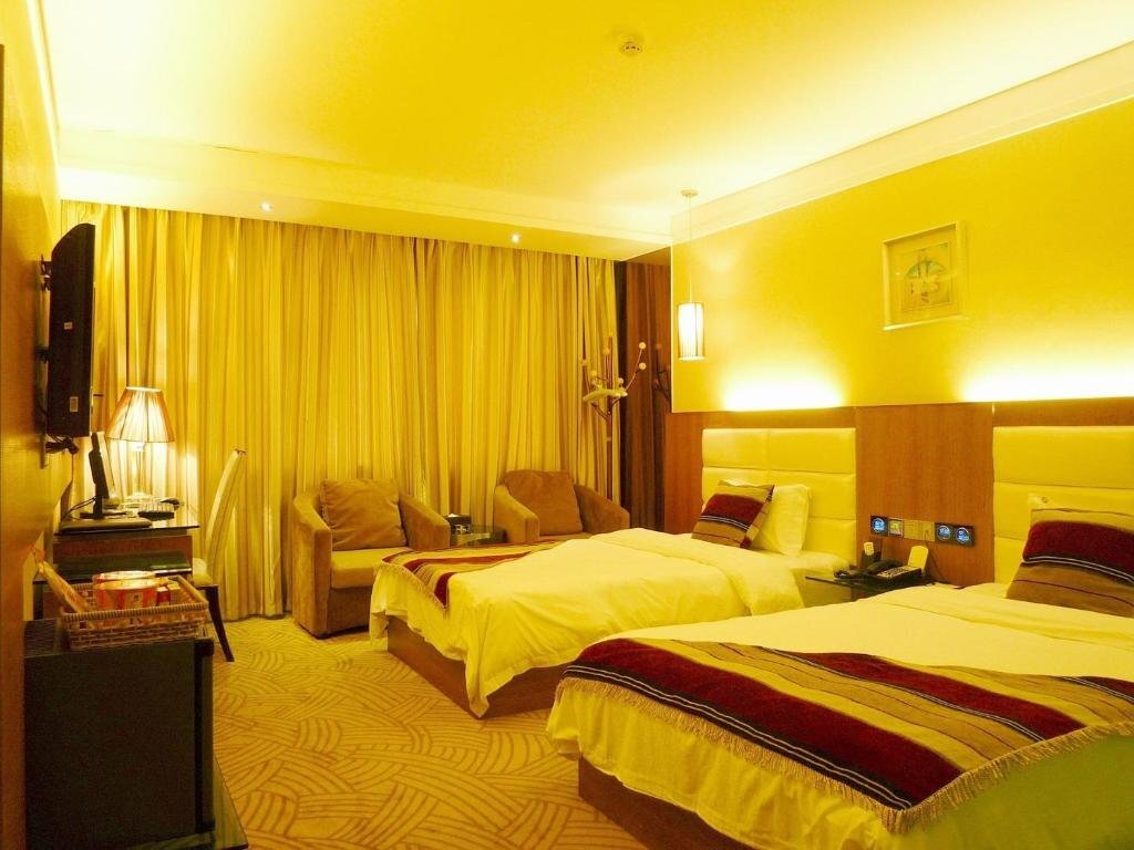 Dragon Hotel — фото 1