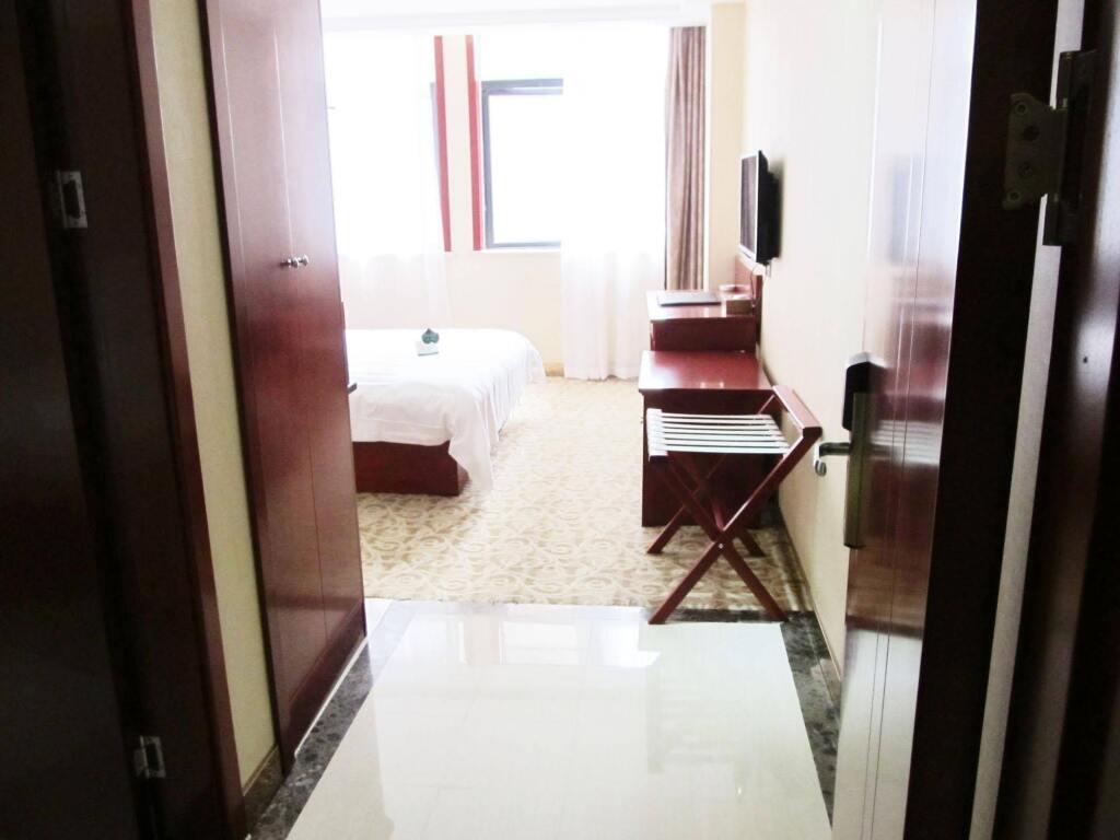 Хэфэй: Manston Holiday Hotel