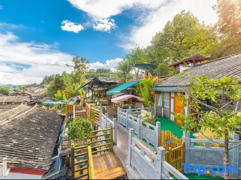 Лицзян: Lijiang Yue Gu Lou Inn