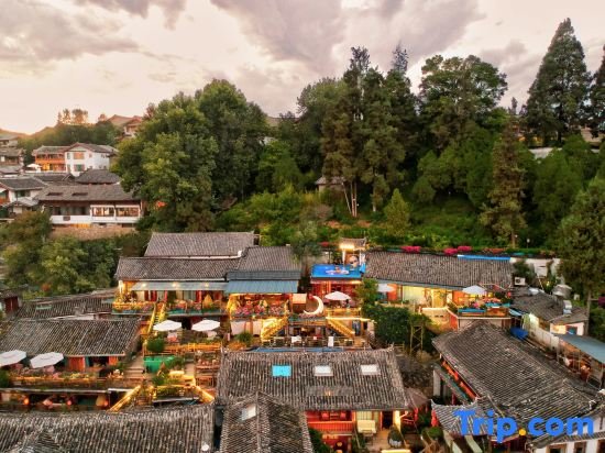 Лицзян: Lijiang Yue Gu Lou Inn