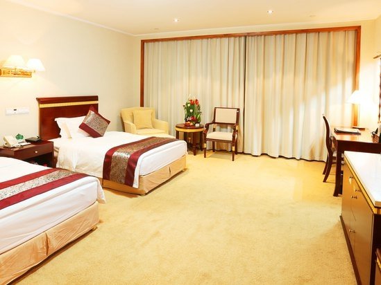 Дунъян: Dmegc Hotel