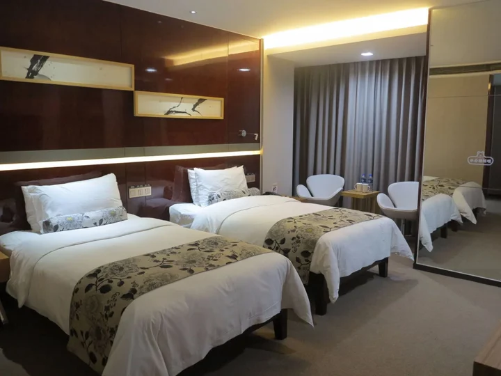 Лоян: Luoyang Dawei Jiuchao Hotel Xigong