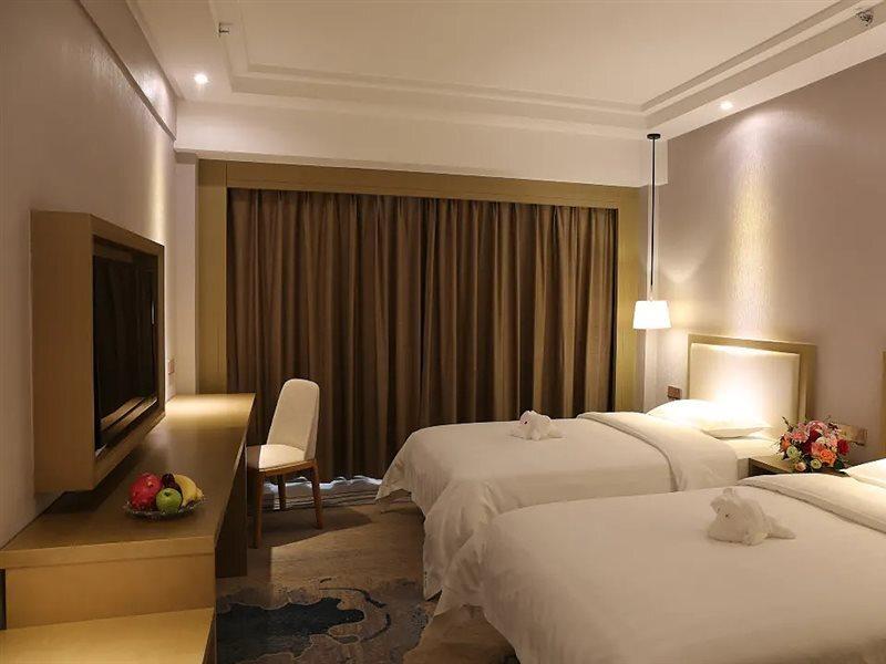Наньнин: Yin He Hotel