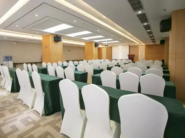 Наньнин: Yin He Hotel