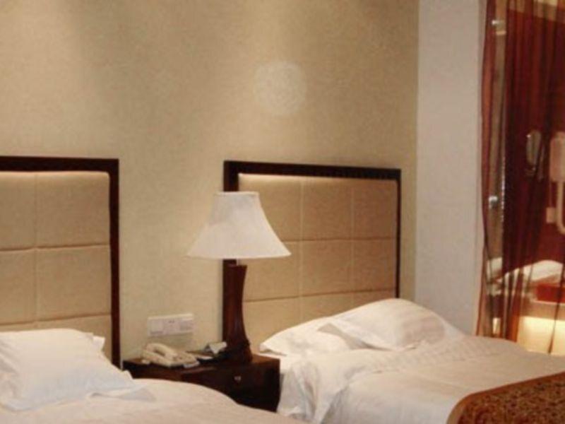 Синьсян: Xinxiang International Hotel
