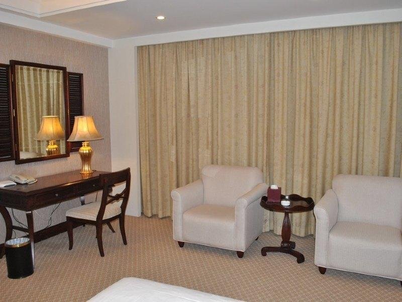 Джиангме: Kaiping Wilson Hotel