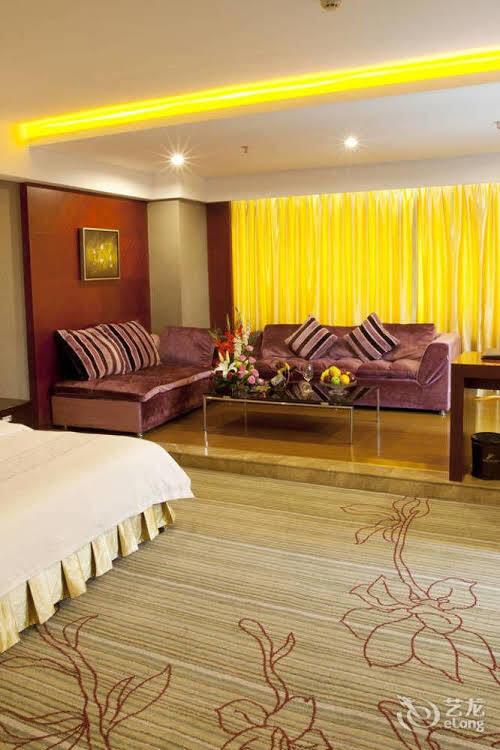 Джиангме: Shuanglong Plaza Hotel