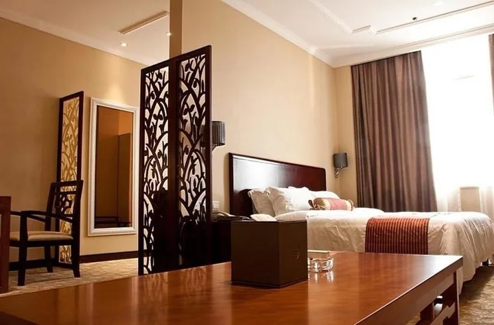 Джиангме: Overseas Capital Hotel (Jiangmen Diwang Square)