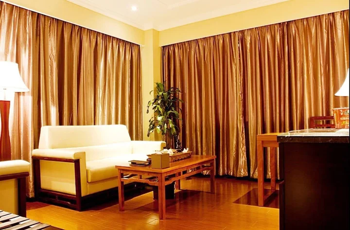 Джиангме: Overseas Capital Hotel (Jiangmen Diwang Square)