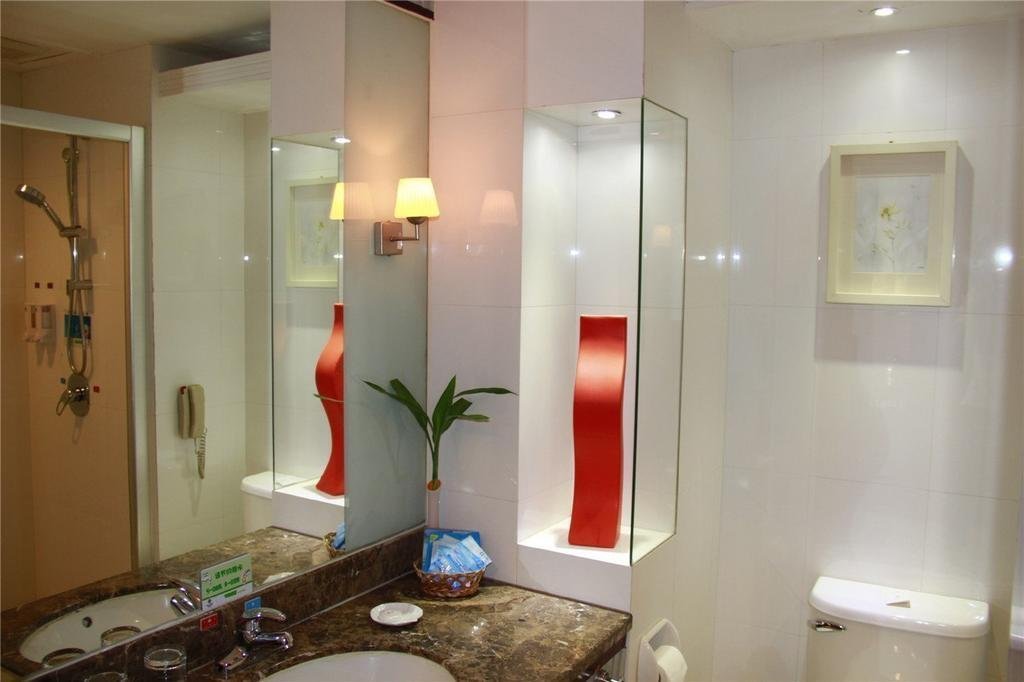 Жангжоу: Diamond Hotel