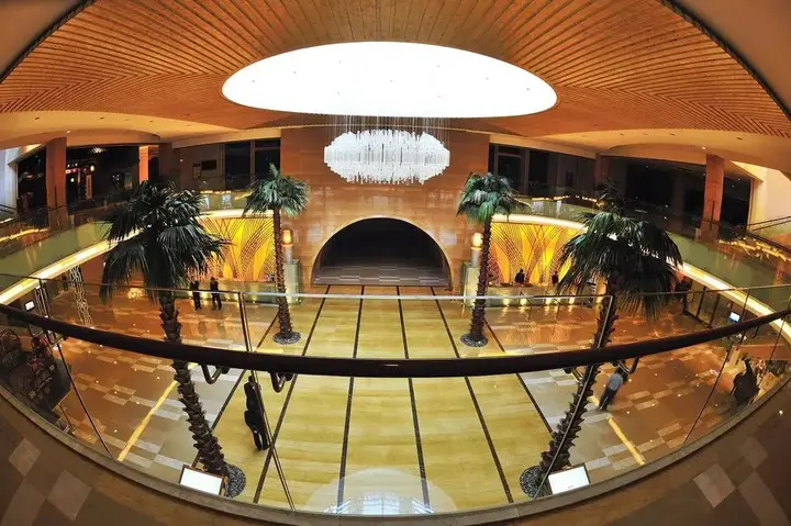 Шиянь: WuDang Argyle Grand International Hotel