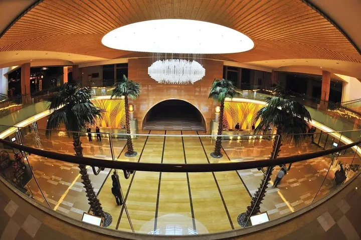 Шиянь: WuDang Argyle Grand International Hotel