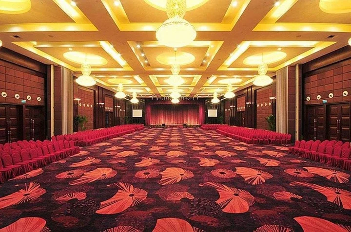 Шиянь: WuDang Argyle Grand International Hotel