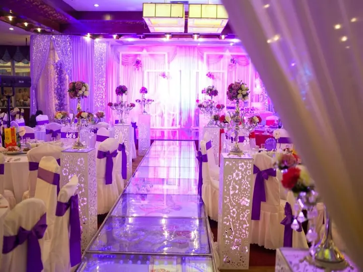 Наньнин: Nanning Road  Bridge Ruifeng Hotel