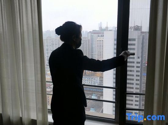 Шэньян: Metropolo Jinjiang Shenyang